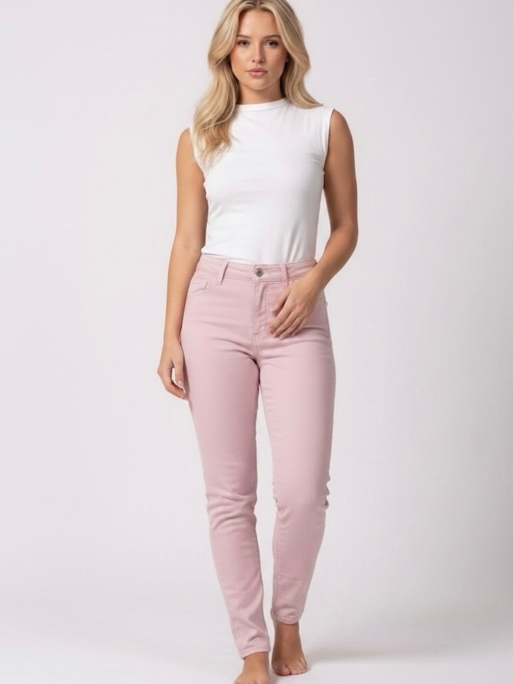 NWT Signature by Levi Strauss Gold Pull-On Skinny Jeans Totally Shaping Pink 4M
